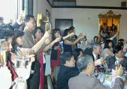 toast.jpg (55046 bytes)